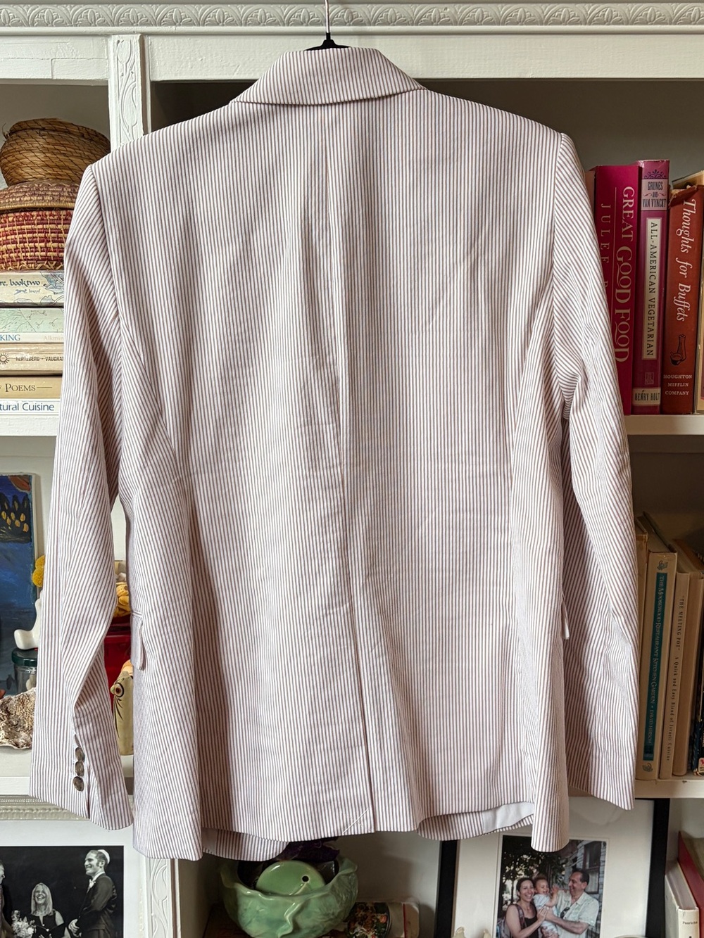 The Long Notched Two Button Blazer In Seersucker - Picture 6 of 8